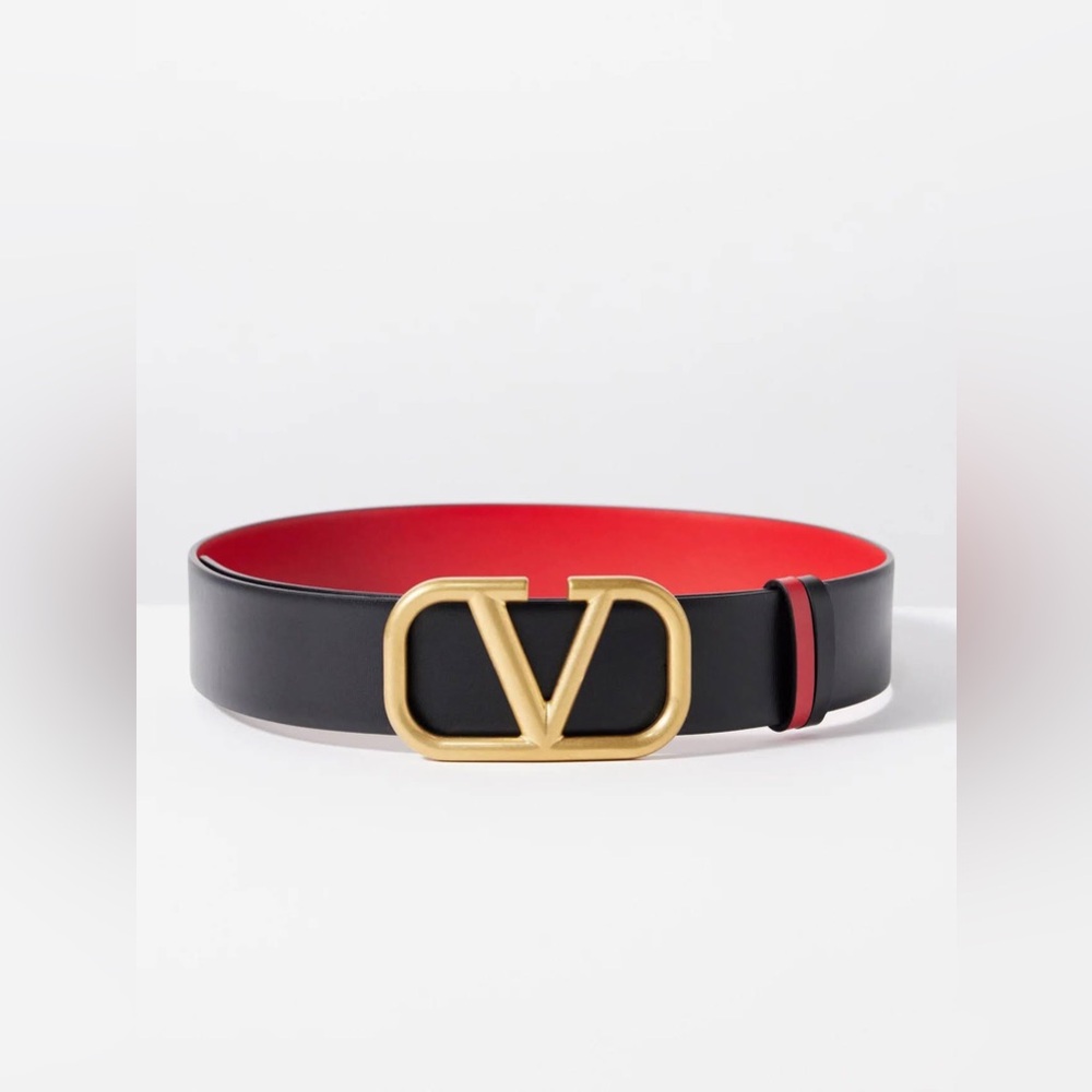 Valentino Garavani V-Logo Reversible Leather Belt